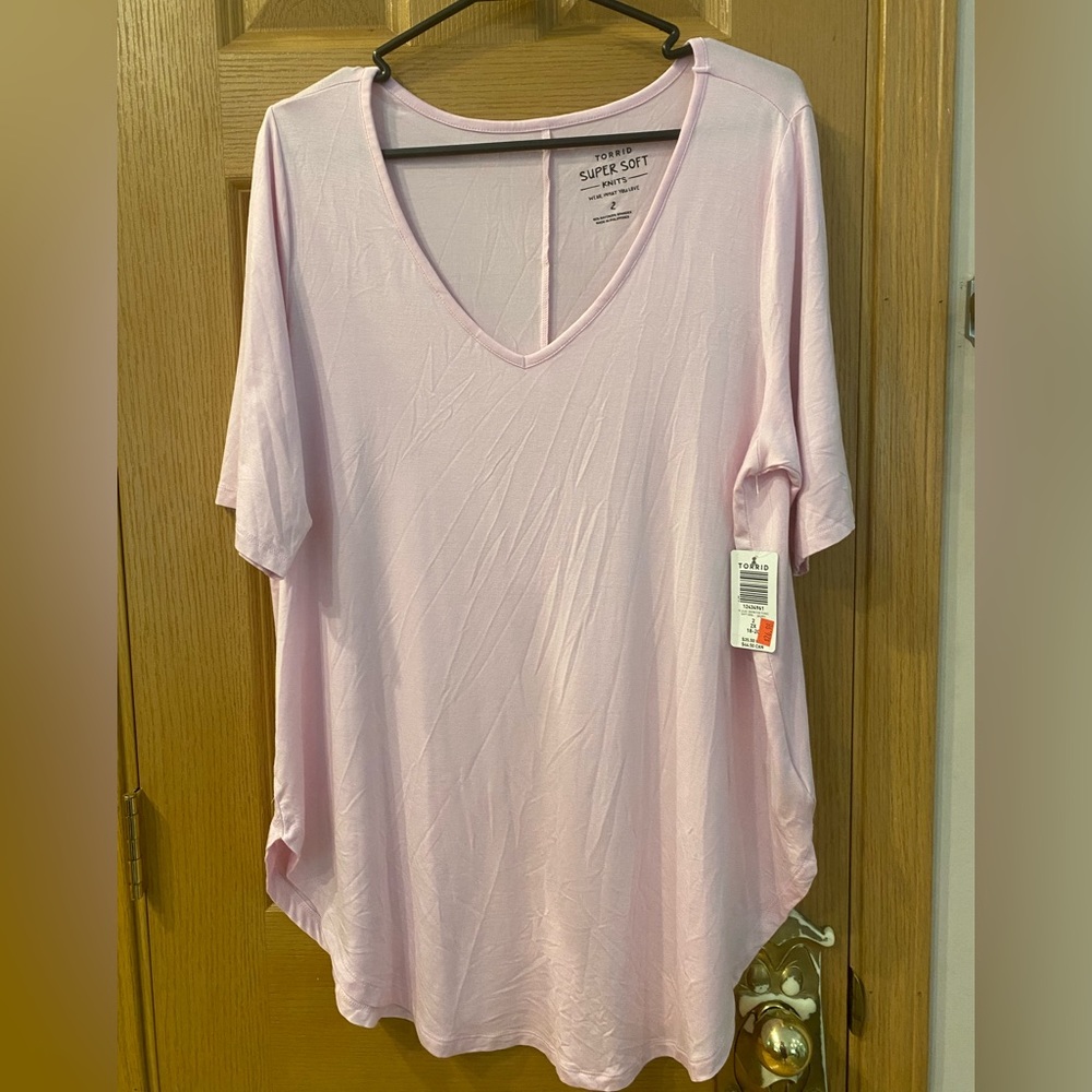NWT 2X Torrid Tunic Top
